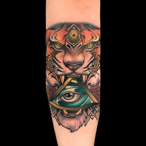 tiger third eye tattoo, Elijah Nguyen, Artist at Revolt Tattoos