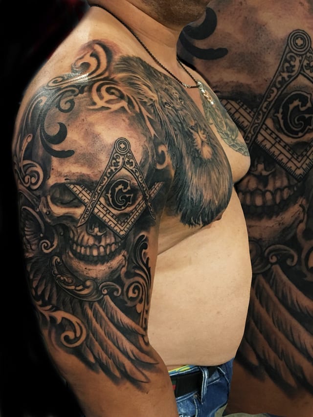 skull masonry tattoo sleeve
