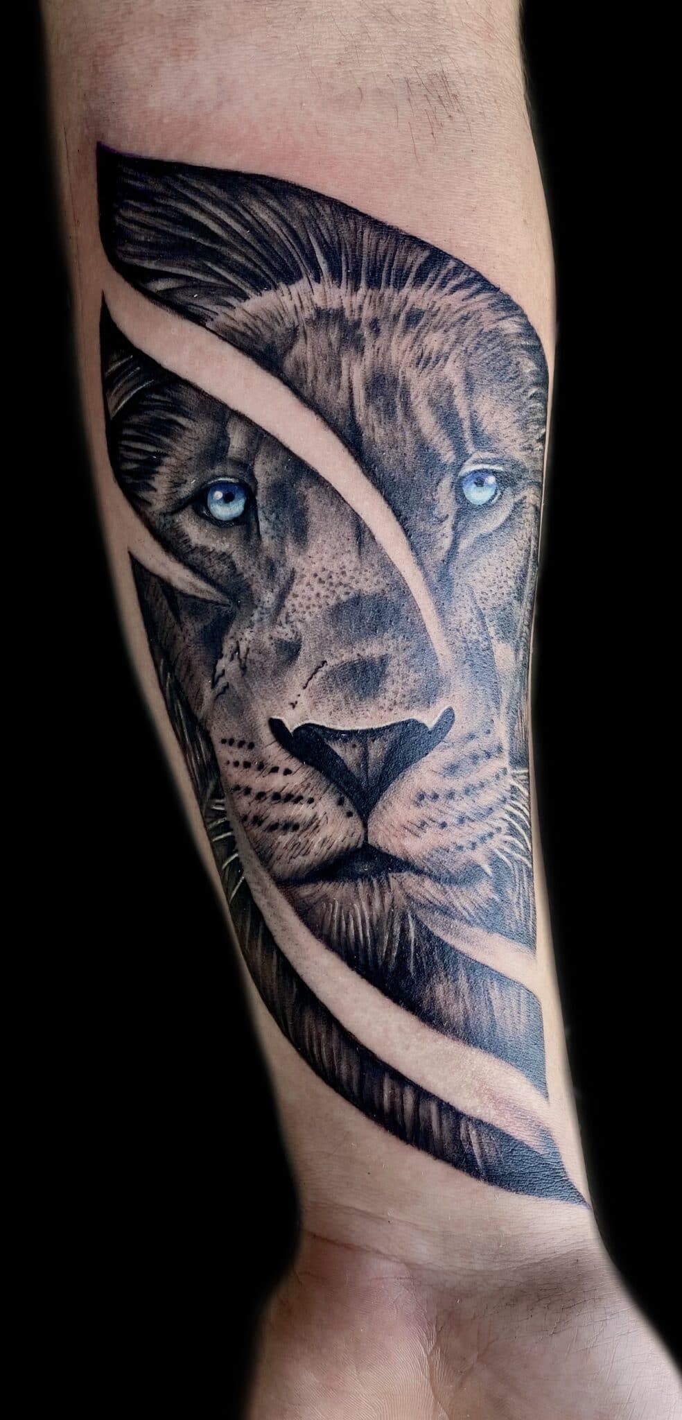 Black and Grey tiger tattoo