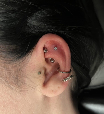 cartilage, tragus piercing
