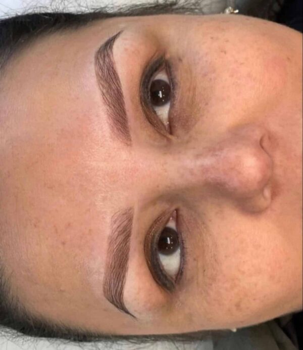 eyebrow permanent makeup